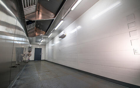 Trusscore white wall&ceilingboard installed vertically in ROXBOX commercial kitchen