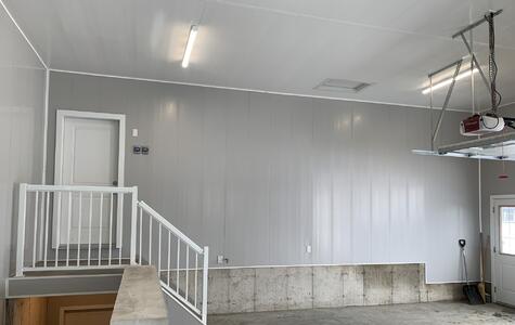 Trusscore Wall&CeilingBoard in a garage